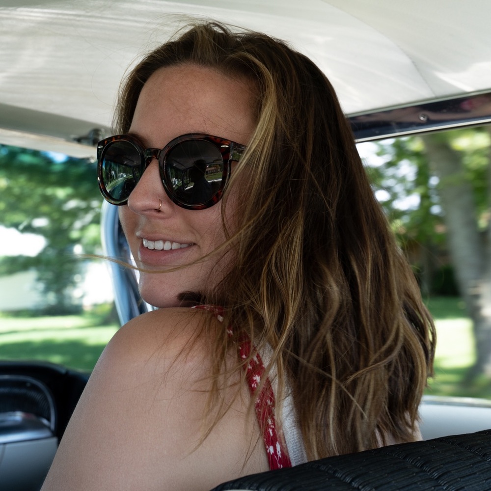 Meet your Posher, Kelsie